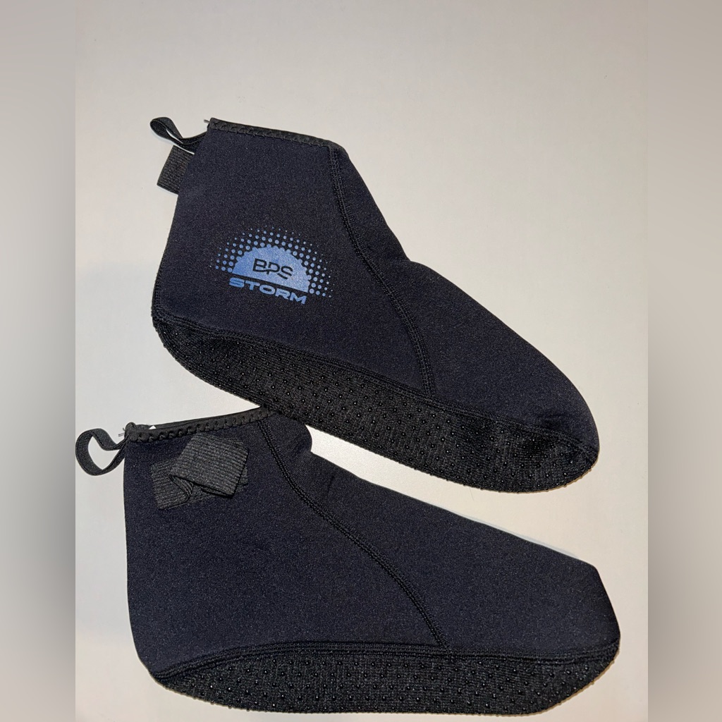 Nwot Bps Storm Socks